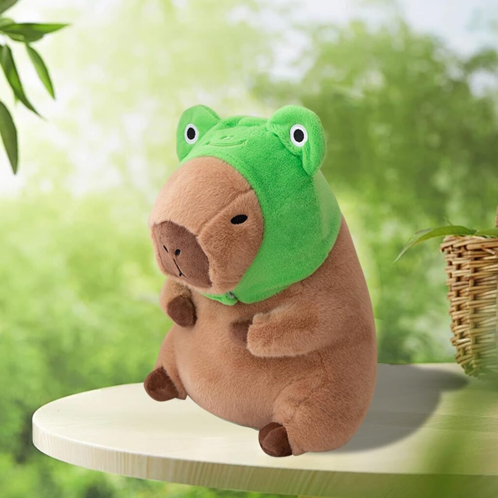 Lindo animal de peluche Capybara suave con sombrero de rana Kawaii, juguetes de peluche Capybara de peluche